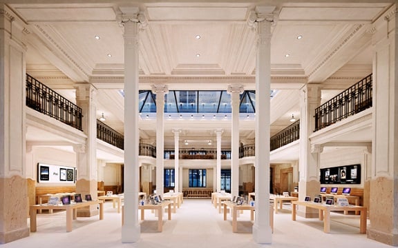 APPLE STORE OPERA